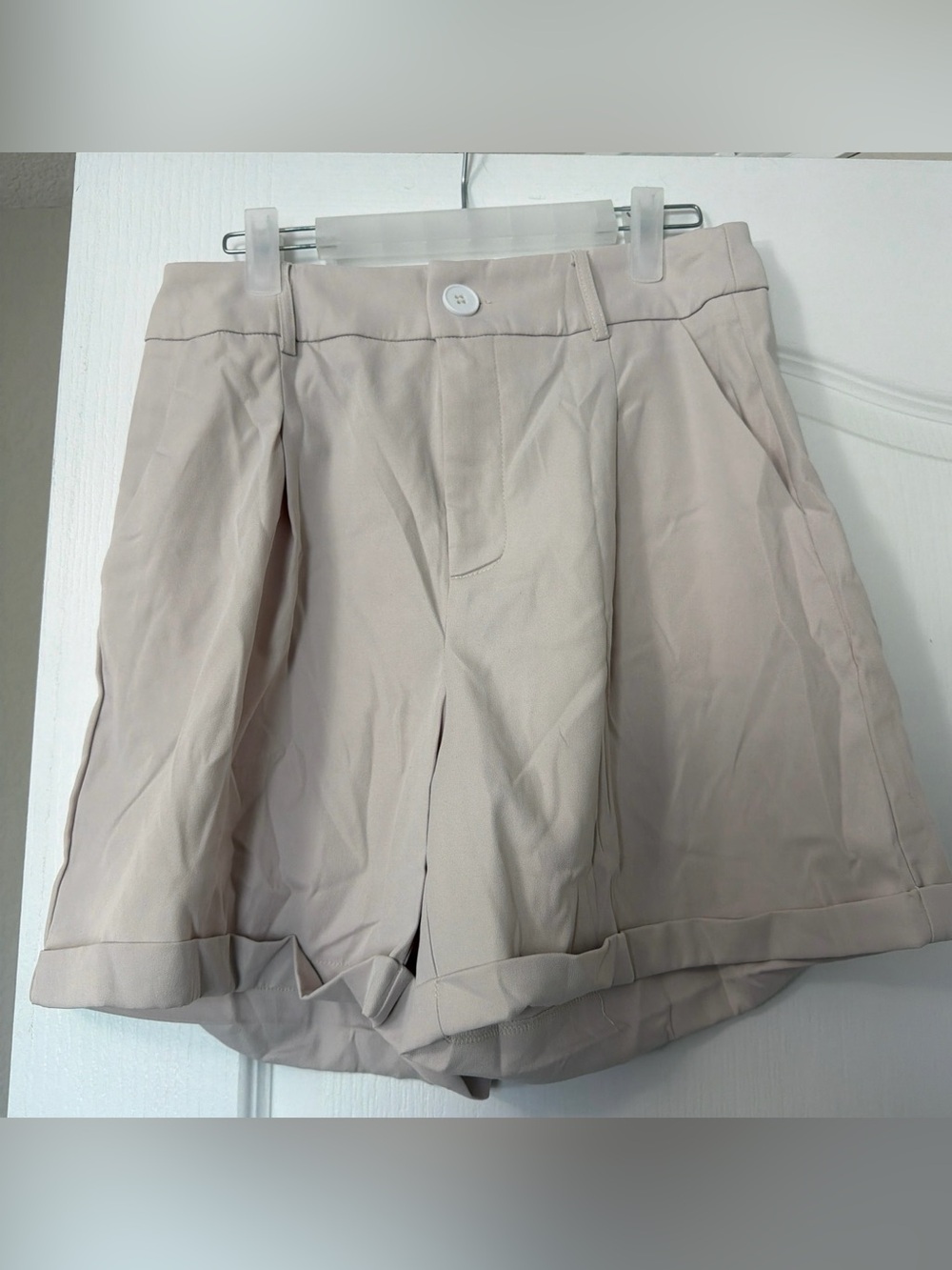 High Waisted Pleated Trouser Shorts with a Cuffed Hem - NWOT - Picture 3 of 4